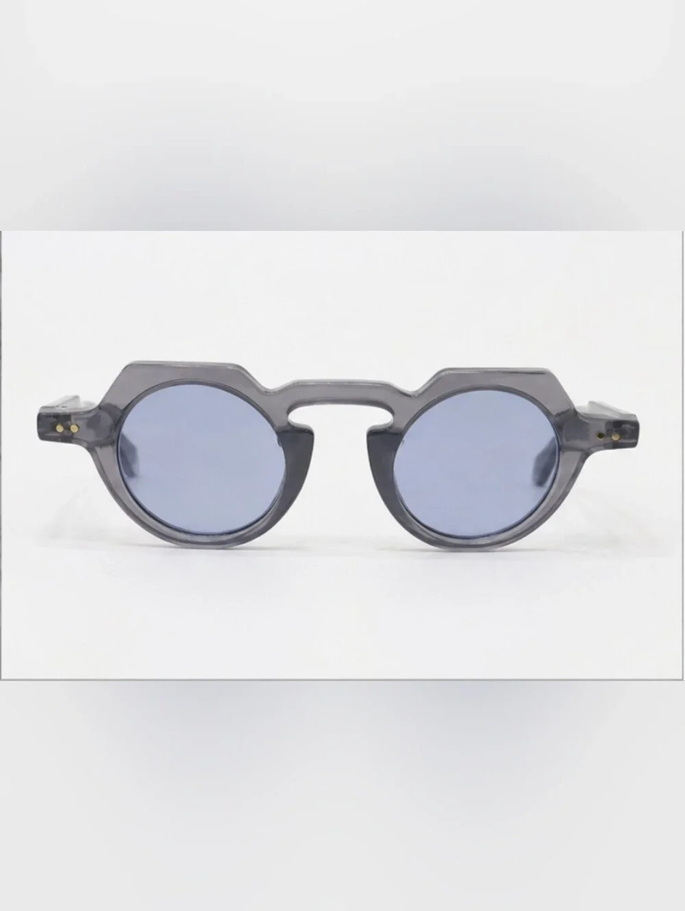 Round Grey Frame Sunglasses with Blue Lenses Make a bold statement Men/women